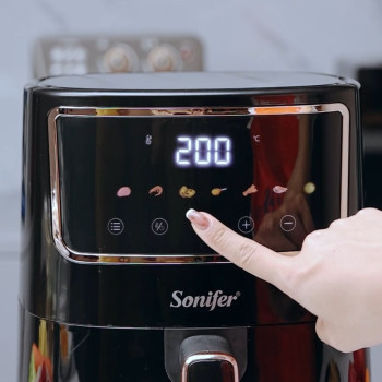 Sonifer Air Fryer 4.1L 1400W Digital SF-1026